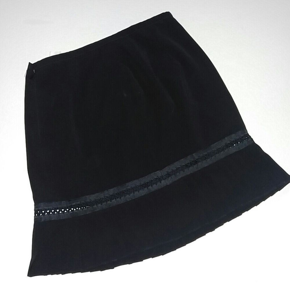 NWOT Forwear New York Pleated Black Skirt 6